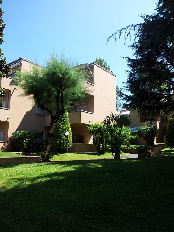 Residence La Madonnina Peschiera del Garda Bagian luar foto